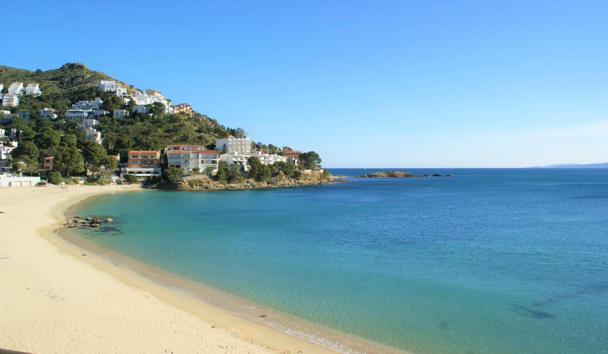 Apartamento En Roses Con Vistas Al Canal Y Piscina Екстериор снимка