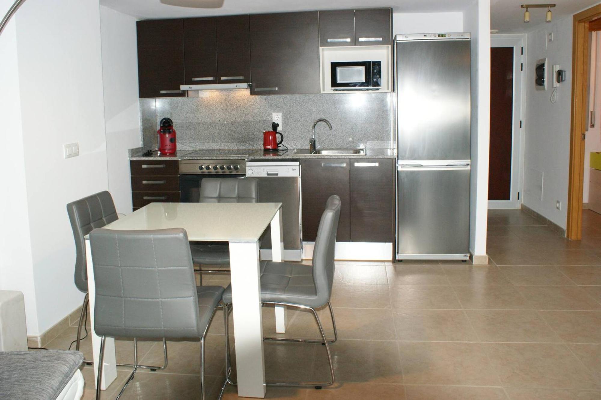 Apartamento En Roses Con Vistas Al Canal Y Piscina Екстериор снимка