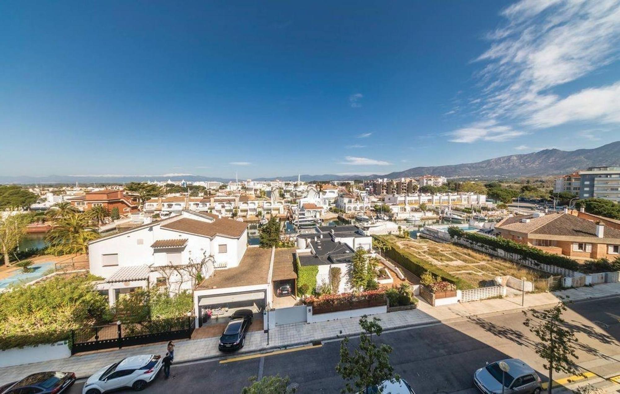 Apartamento En Roses Con Vistas Al Canal Y Piscina Екстериор снимка